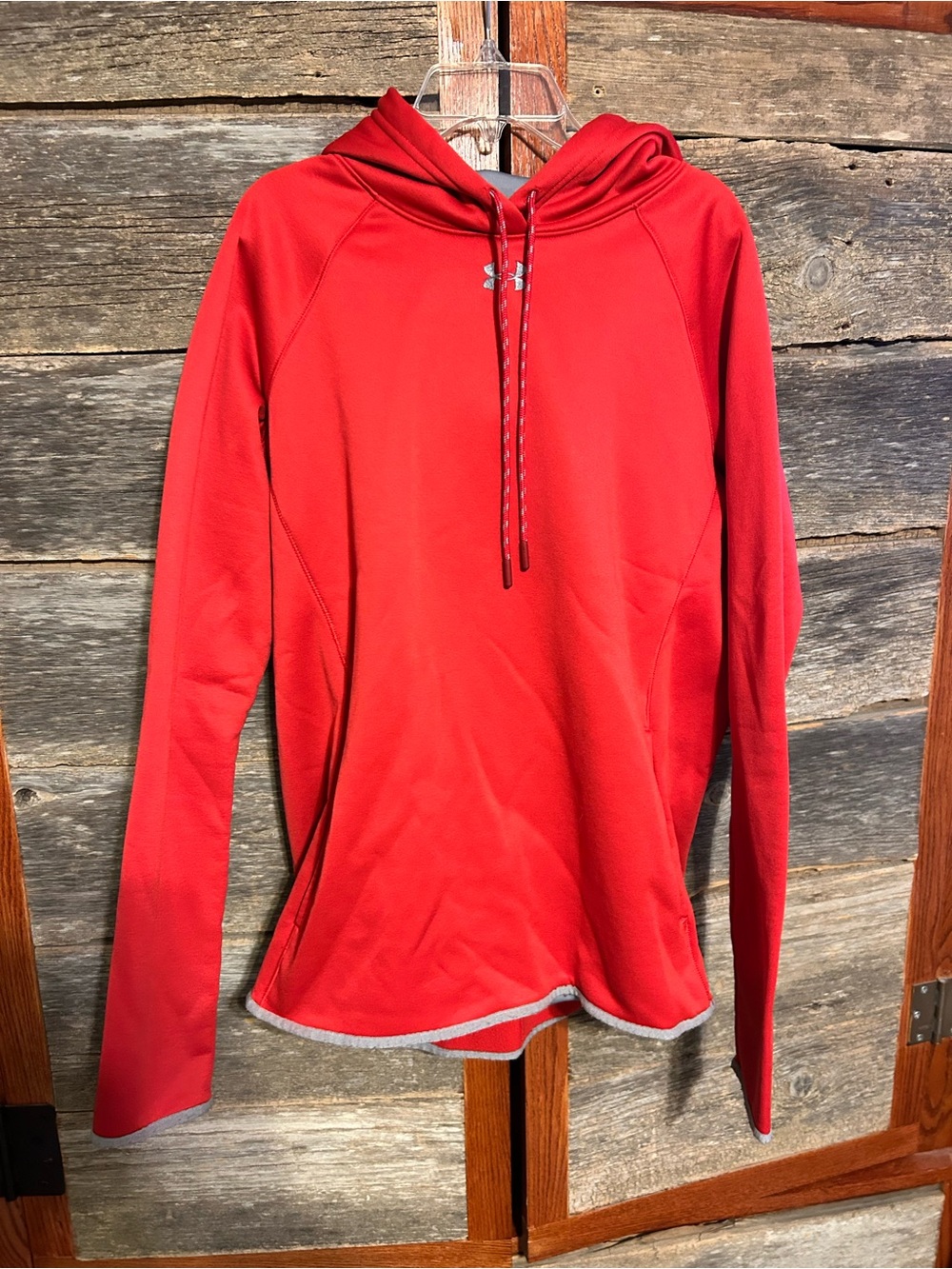 Under Armour Women’s Red Hooded Pullover Performance Hooded Sweatshirt